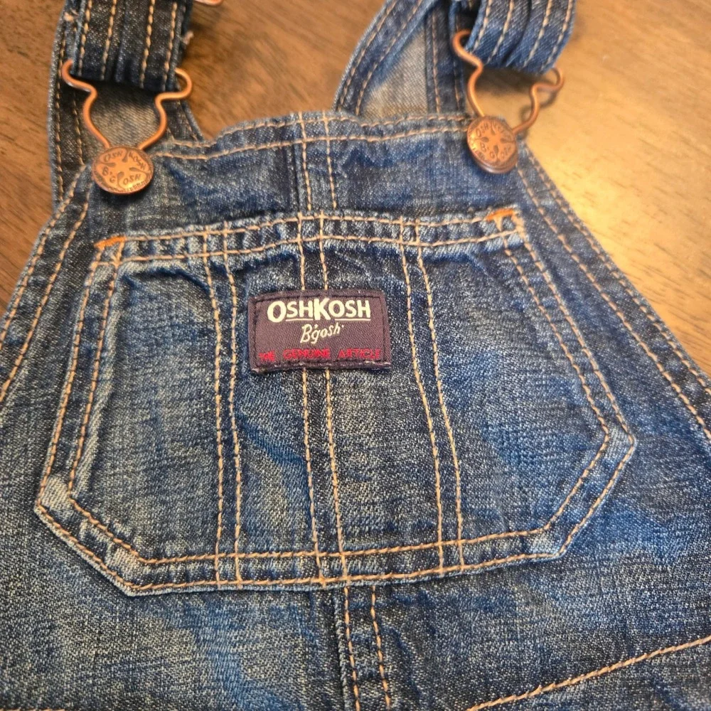 OshKosh Bgosh Kids 2T Blue Denim Bib Overalls Carpenter Workwear Medium Wash